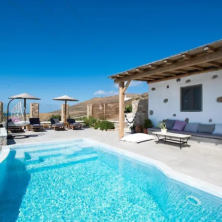 Mykonos Village *