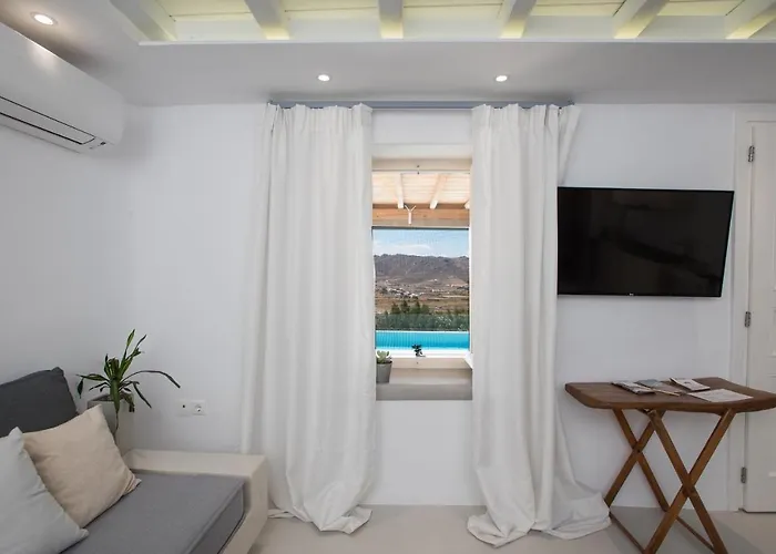 Mykonos Village Daire Ano Mera