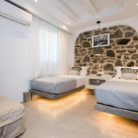 Mykonos Village אנו מרה