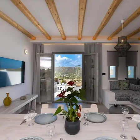 Апартаменты Mykonos Village *