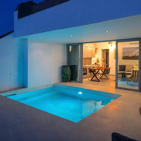 דירה Mykonos Village אנו מרה