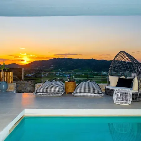 Mykonos Village *
